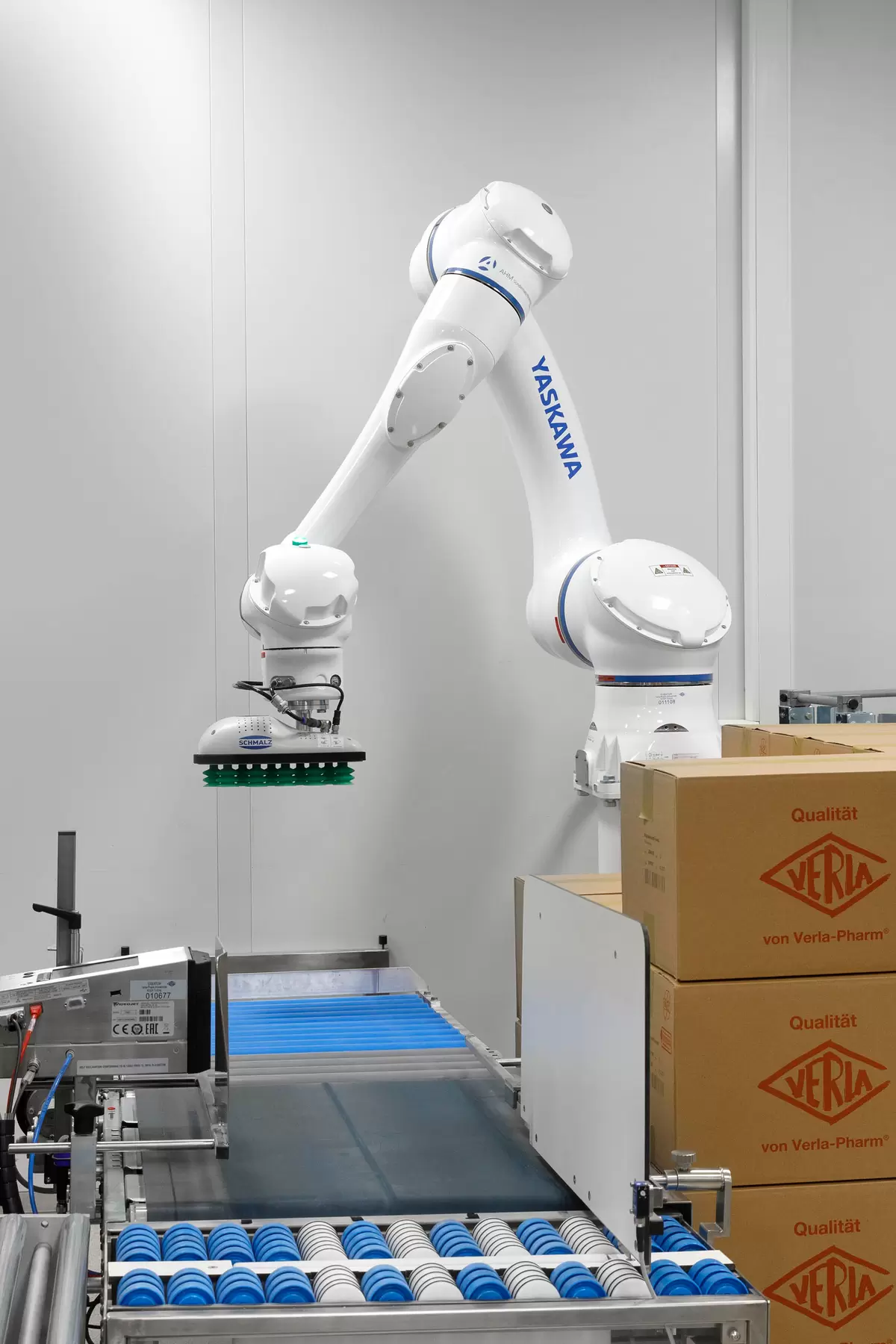 Why Robotic Palletisers Are Best For Business